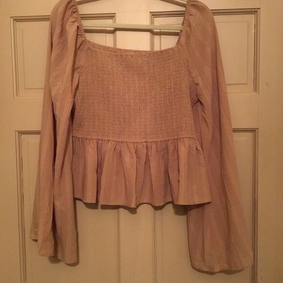 Mittoshop Women's Beige Smocked Flowy Top - Picture 4 of 6